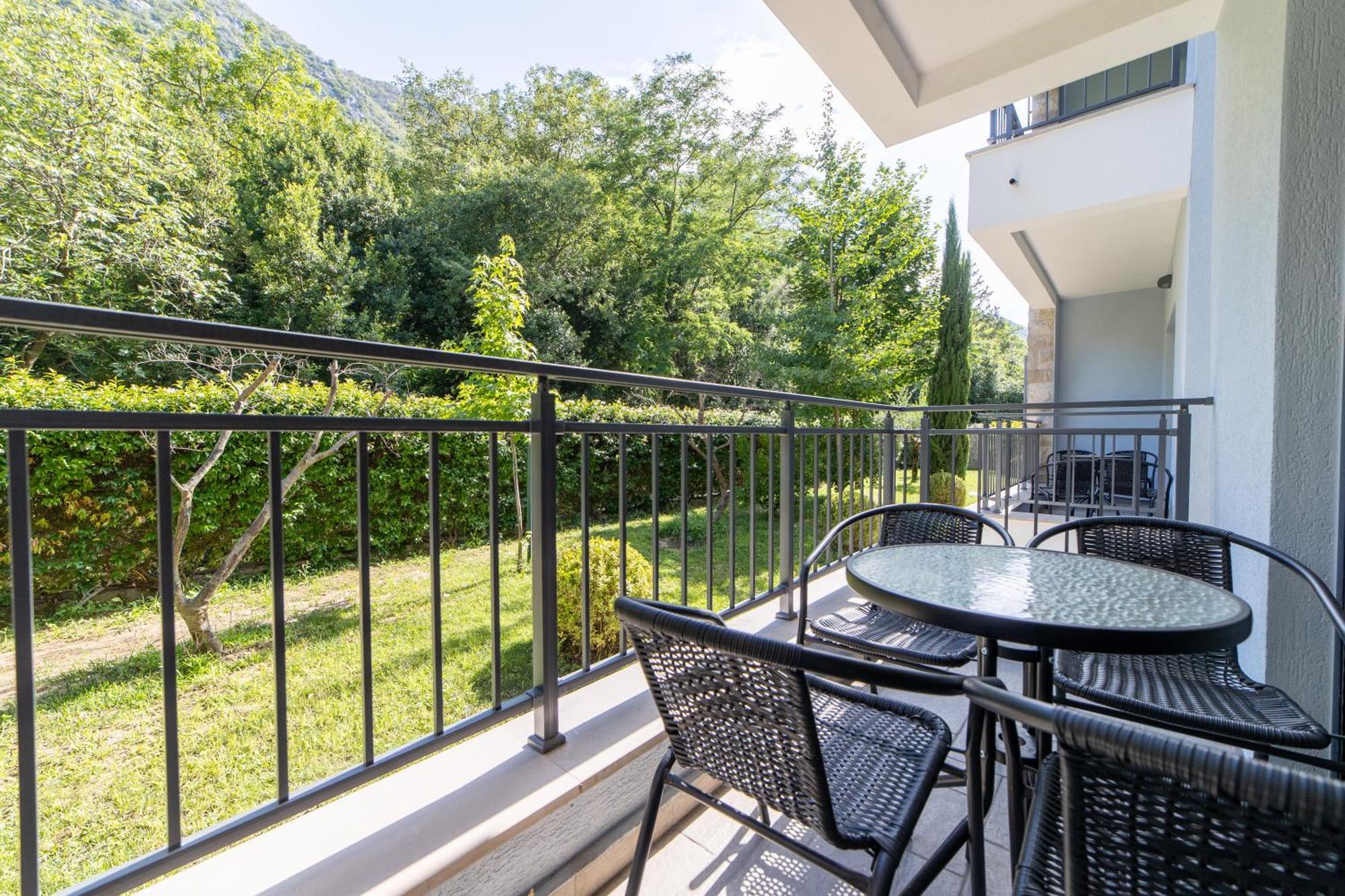Green Bay Apartments Morinj Kotor Eksteriør bilde
