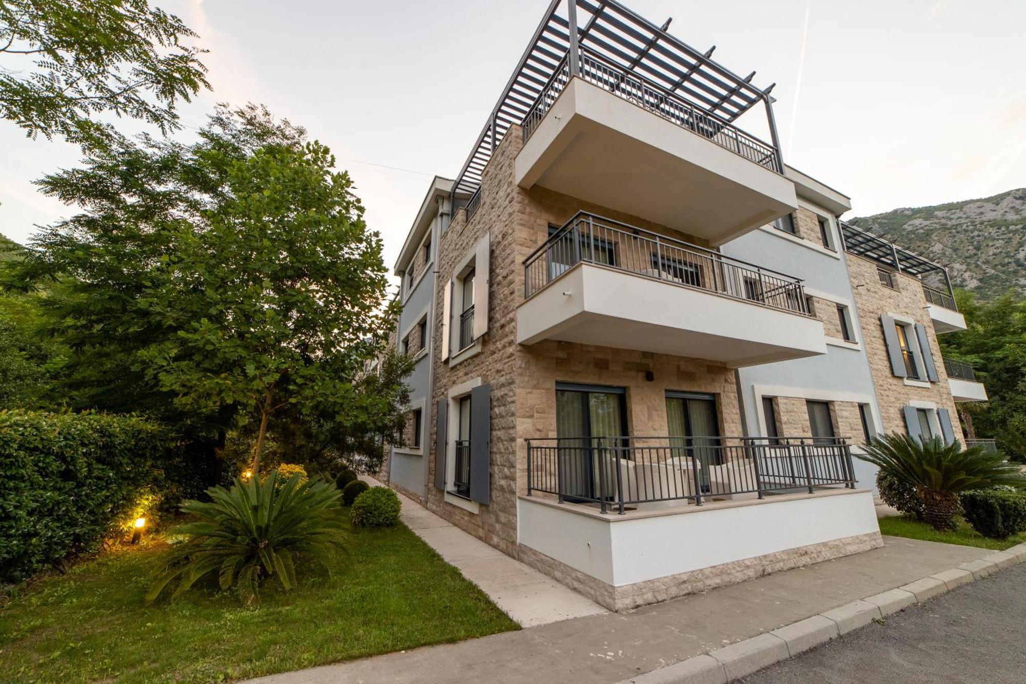 Green Bay Apartments Morinj Kotor Eksteriør bilde