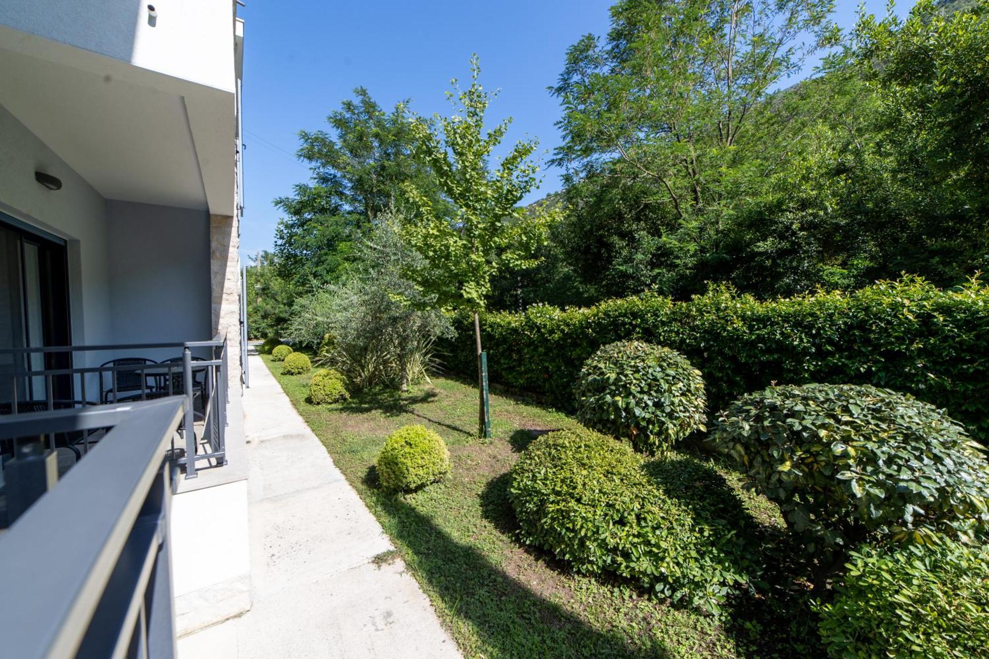 Green Bay Apartments Morinj Kotor Eksteriør bilde