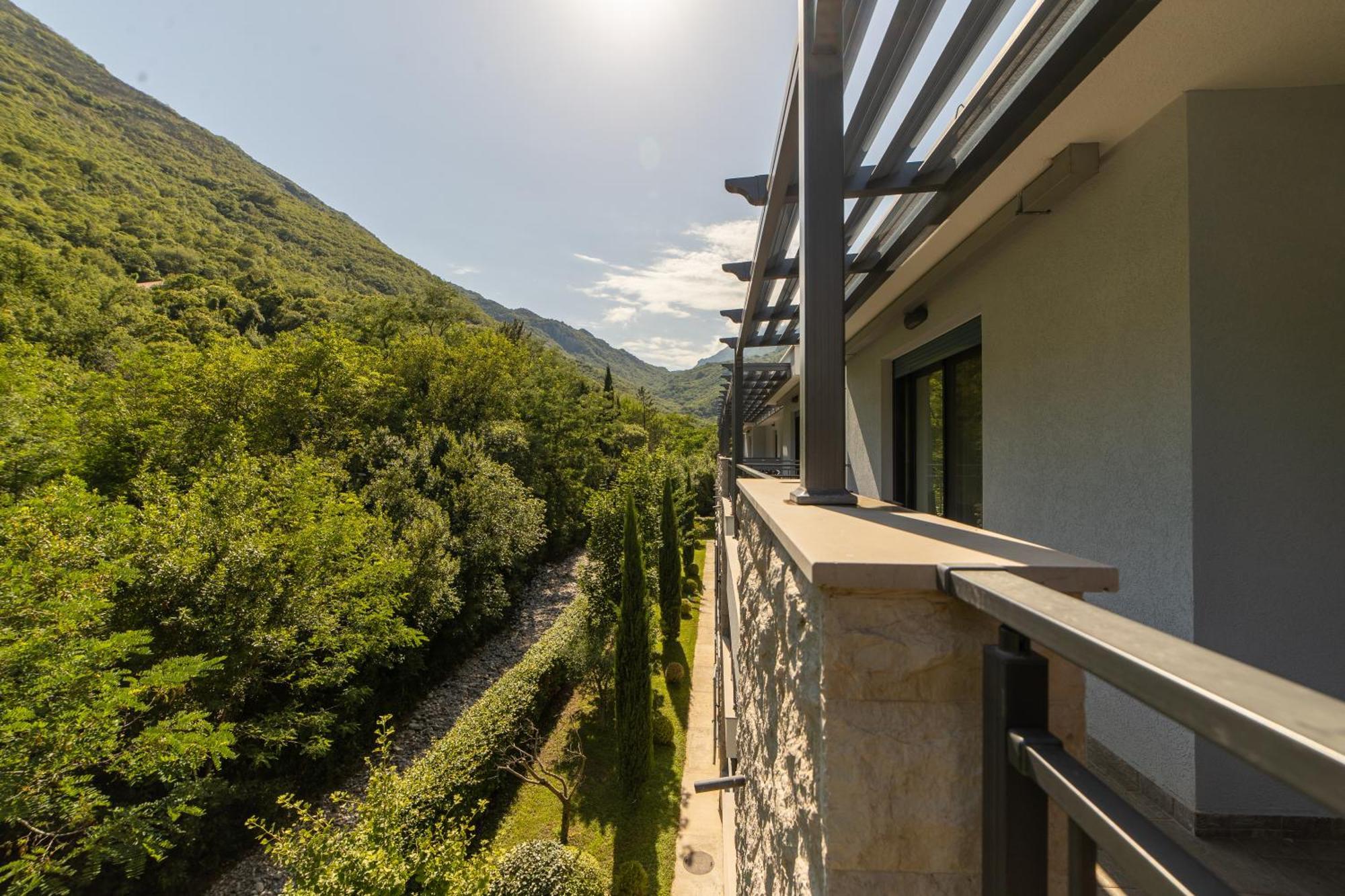 Green Bay Apartments Morinj Kotor Eksteriør bilde