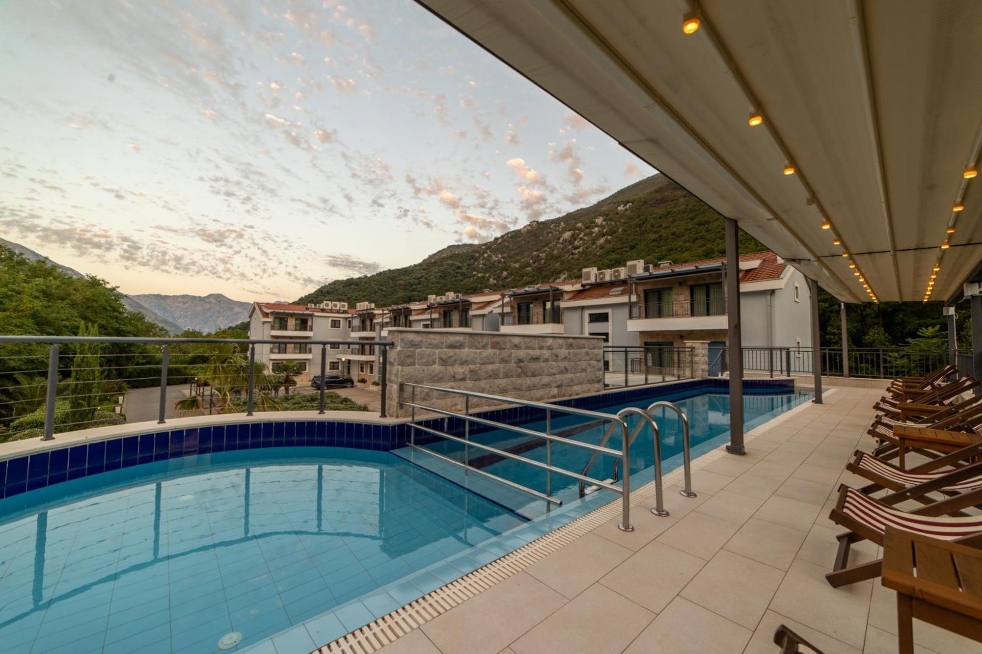 Green Bay Apartments Morinj Kotor Eksteriør bilde